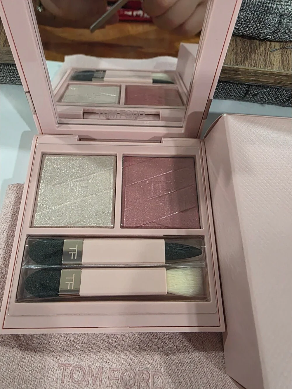 TOM FORD Love Collection Eye Color Duo Lumiére 01 Pink Desire. 0.12 oz 💥NEW💥